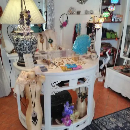 Bed & Breakfast Le Piccole Grotte 2*