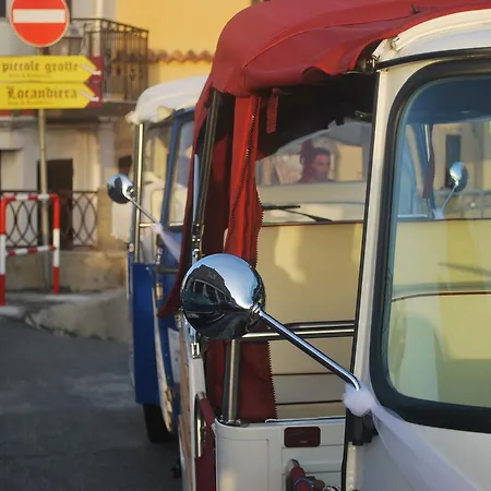 Le Piccole Grotte 2*