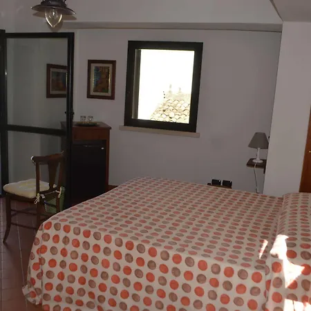 Bed & Breakfast Le Piccole Grotte 2*