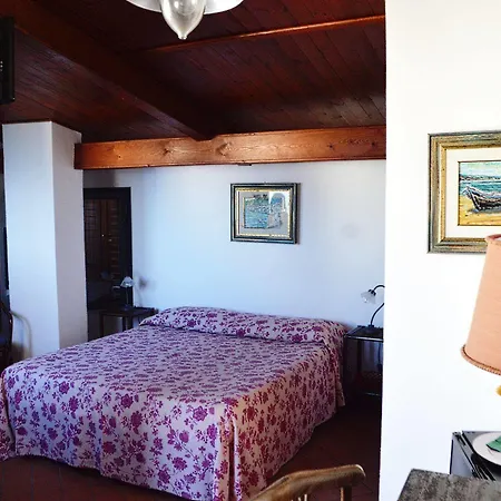 Le Piccole Grotte Bed & Breakfast 2*